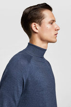 Load image into Gallery viewer, TURTLENECK SWEATER